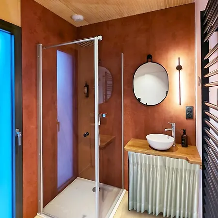 Maisons Du بيت للعطل *